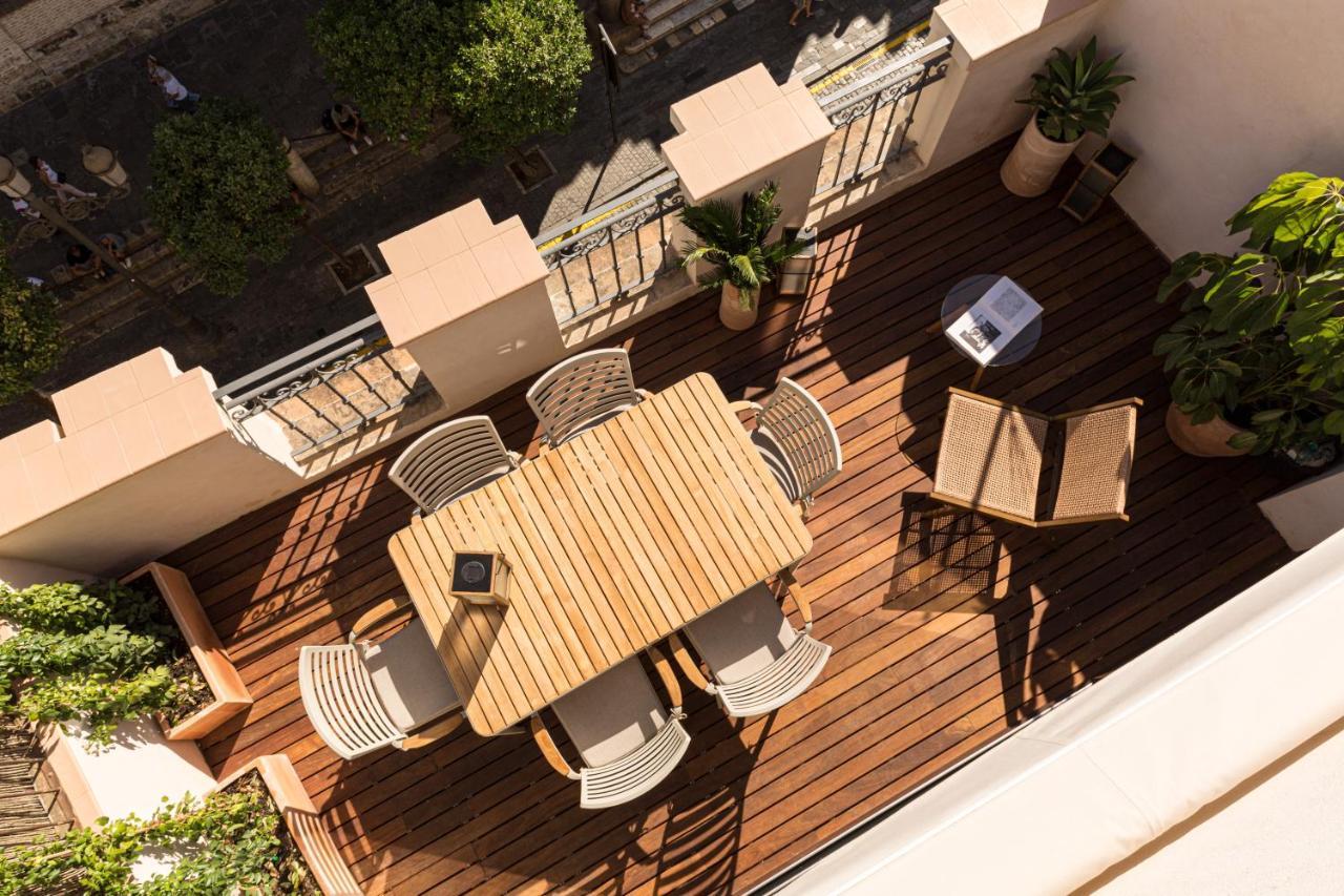 Puerta Catedral Apartments Севилья Экстерьер фото