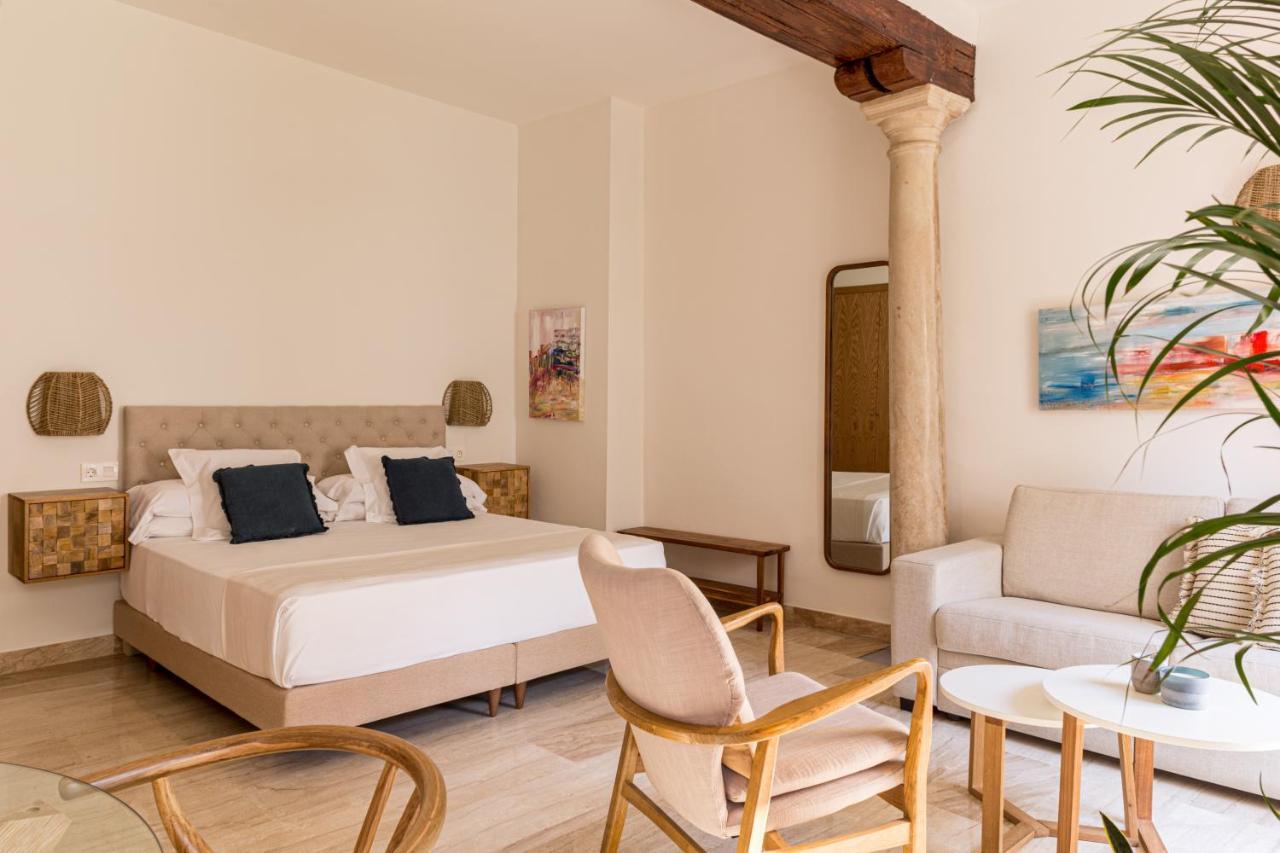 Puerta Catedral Apartments Севилья Экстерьер фото