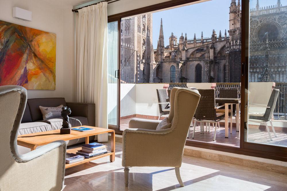 Puerta Catedral Apartments Севилья Экстерьер фото