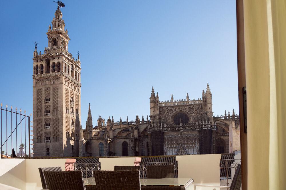 Puerta Catedral Apartments Севилья Экстерьер фото