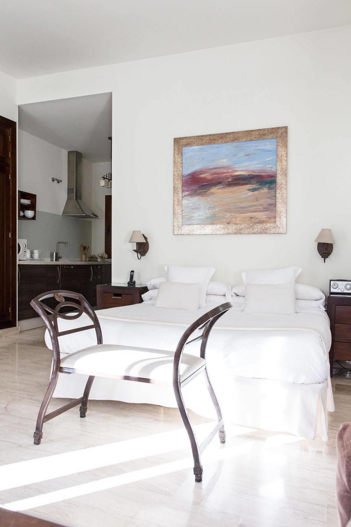 Puerta Catedral Apartments Севилья Экстерьер фото